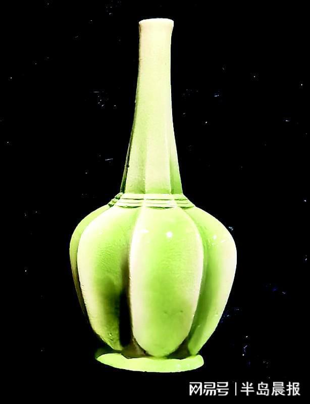 大连藏家打造“冰箱贴博物馆”新葡京网上赌场2400枚！(图2)